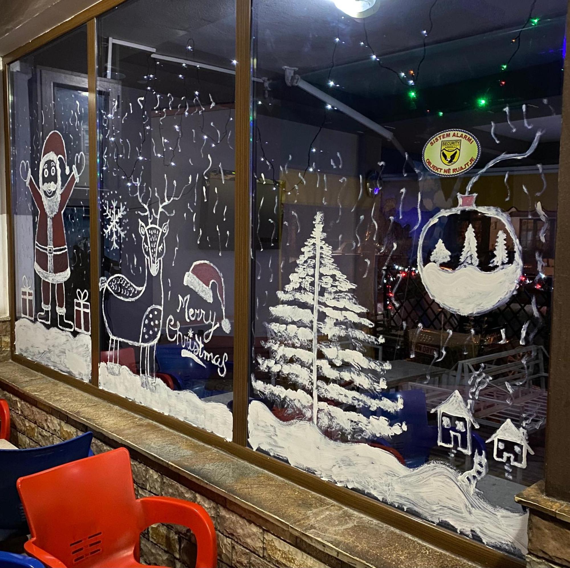 Hotel Boutique Buzi เบราท ภายนอก รูปภาพ
